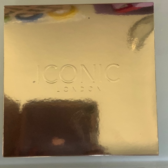 ICONIC LONDON Sunset To Sunrise Palette - Picture 4 of 4